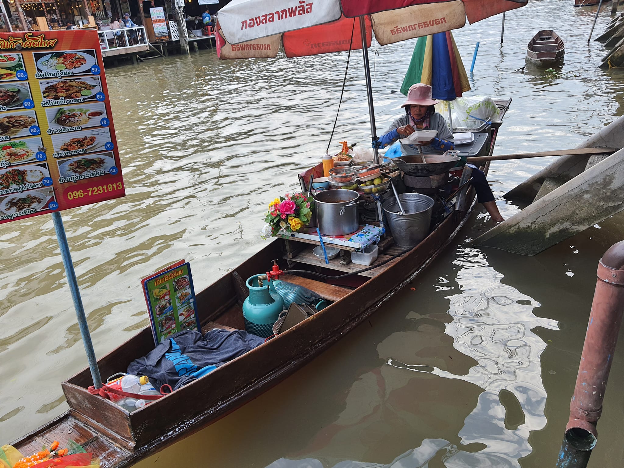 ชวนหาเรื่อง..เที่ยว:ไปเที่ยวอัมพวากันเถอะ…